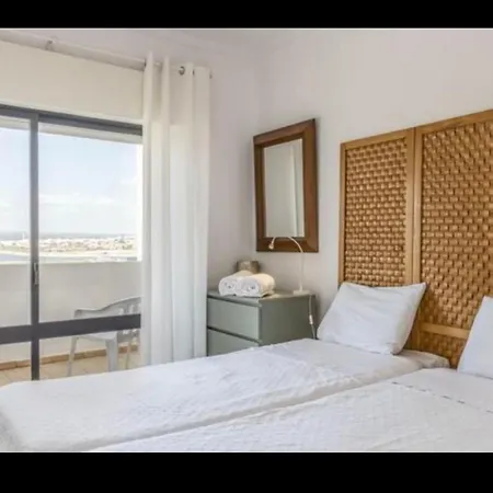 2 Bedroom - Great View And Very Well Located بورتيماو